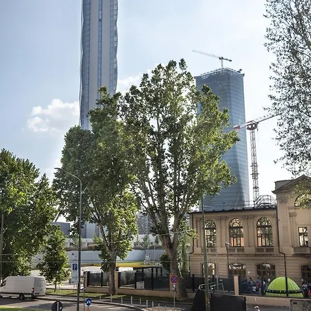 Viale Severino Boezio 20 Apartment